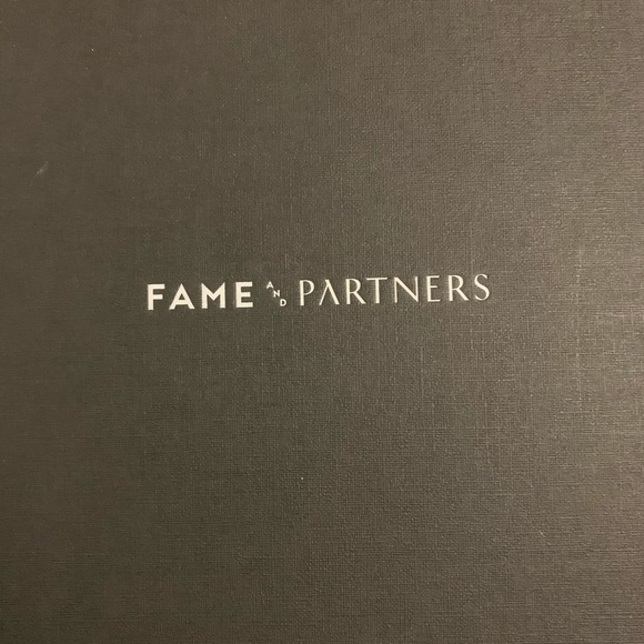 Fame & Partners Dragon Eyes Lace Gown - Picture 5 of 5